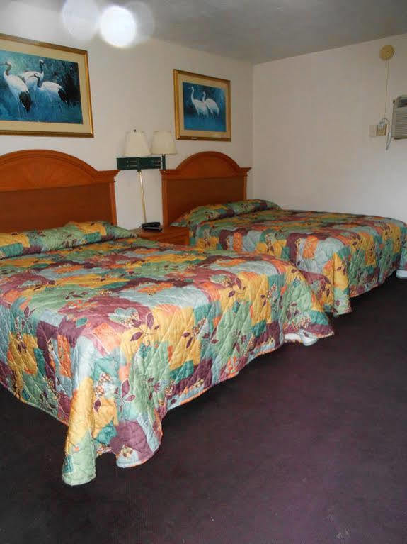 Travel Inn Daytona Дейтона Бийч Екстериор снимка
